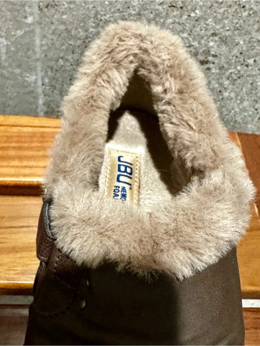 JBU Women’s 9 Brown Faux-Fur Lined Slip-On Boots